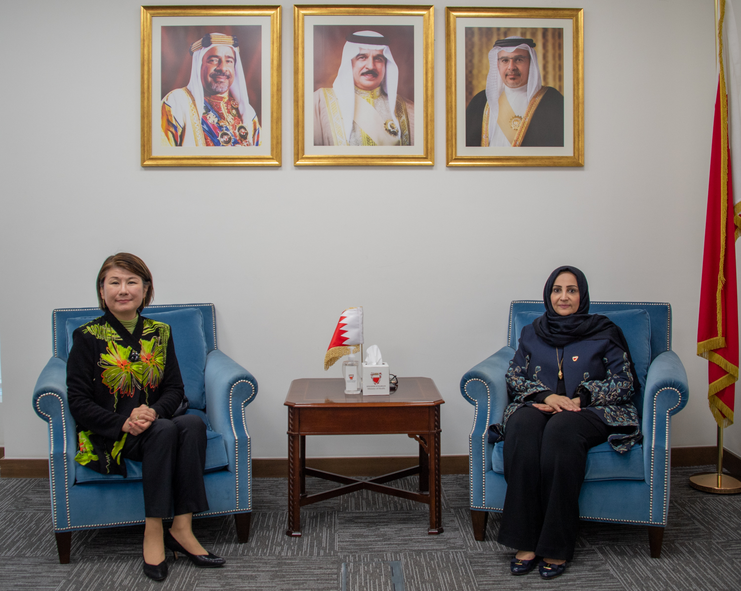 وزيرة الصحة تستقبل سفيرة اليابان لدى مملكة البحرين 